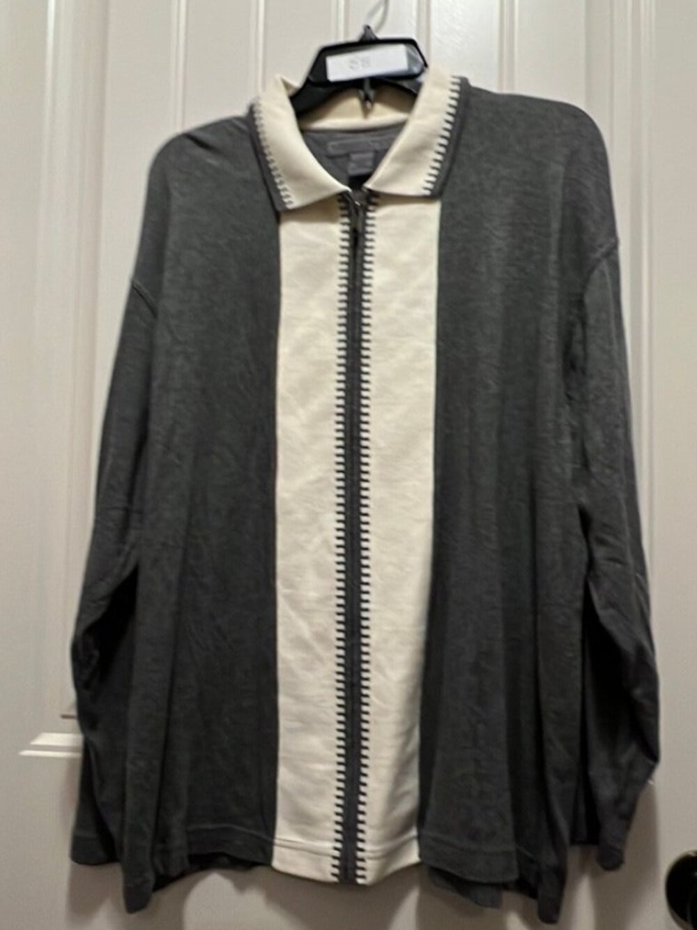 Structure Long Sleeve Zip Up Gray Sweater with White Trim Size L
